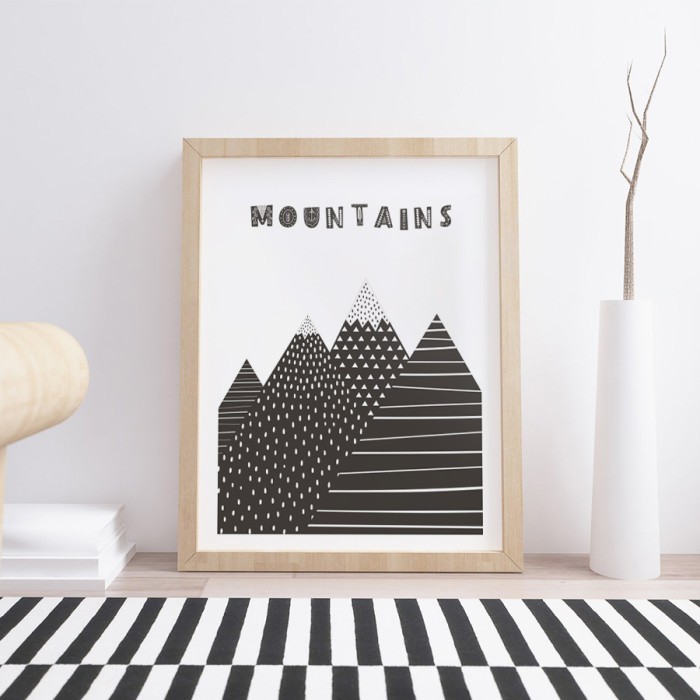 Αφίσα Poster Ασπρόμαυρα βουνά με κορνίζα