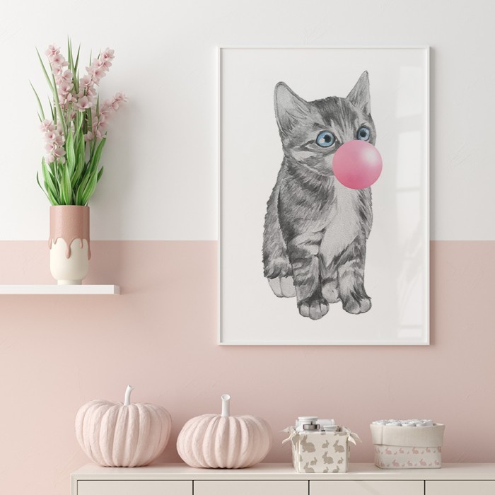 Αφίσα Poster Γκρι γατάκι με ροζ φούσκα με κορνίζα