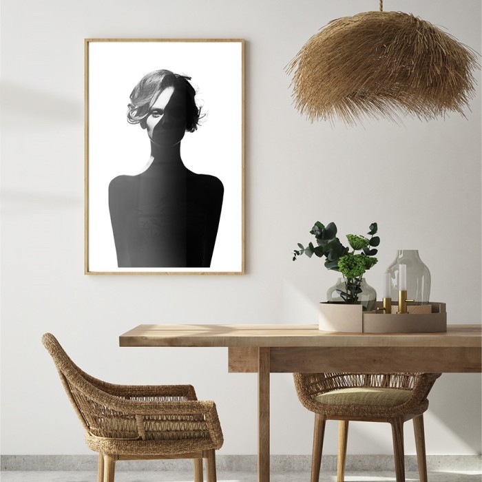 Αφίσα Poster Γυναίκα σε σουρεαλιστικό ύφος δωματίου