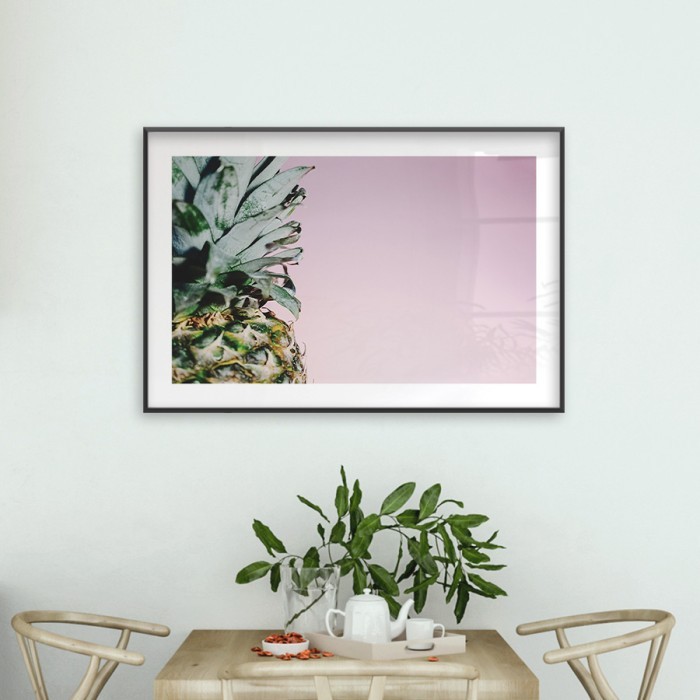 Αφίσα Poster Ανανάς σε ροζ φόντο με κορνίζα