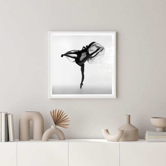 Αφίσα Poster Χορεύτρια με μαύρο τούλι με κορνίζα