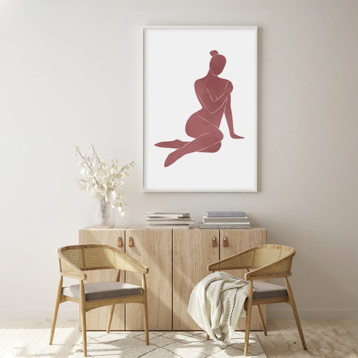Αφίσα Poster Καθιστή γυναίκα σε πόζα δωματίου