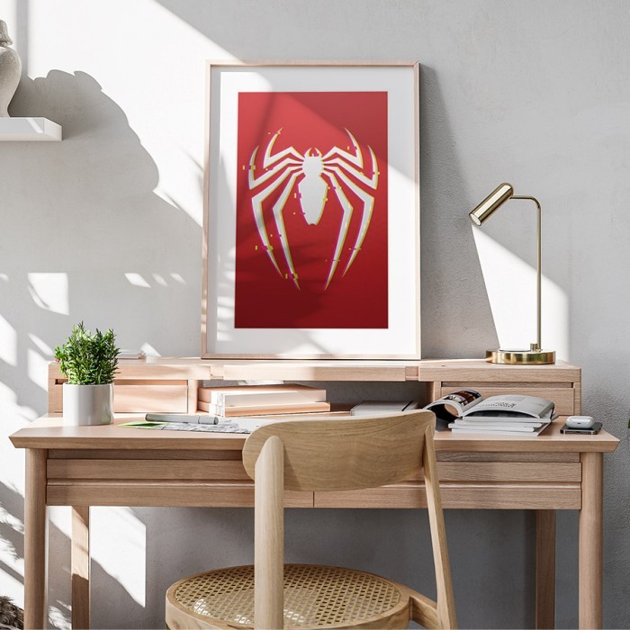 Αφίσα Poster White Spider σε γραφείο