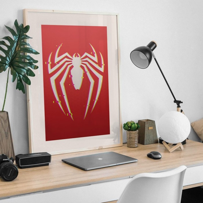 Αφίσα Poster White Spider με κορνίζα