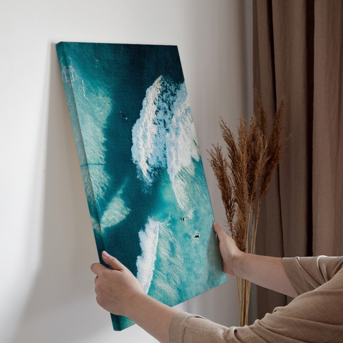 Πίνακας σε καμβά για την διακόσμηση τοίχου με Σέρφερ στα κύματα 