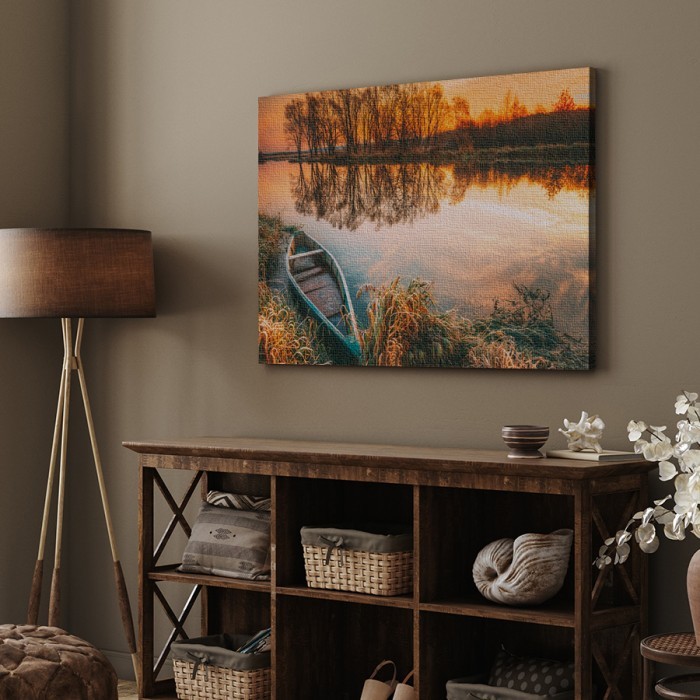 Πίνακας σε καμβά για το σαλόνι – Ηλιοβασίλεμα στη λίμνη