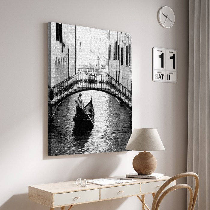 Πίνακας σε καμβά για το σαλόνι – Γόνδολα στη Βενετία