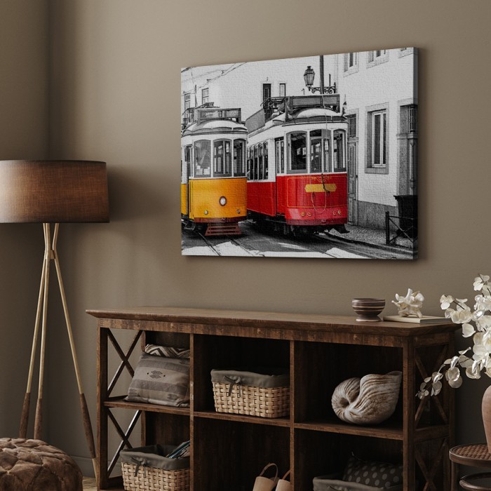 Πίνακας σε καμβά για το σαλόνι – Χρωματιστά vintage τραμ