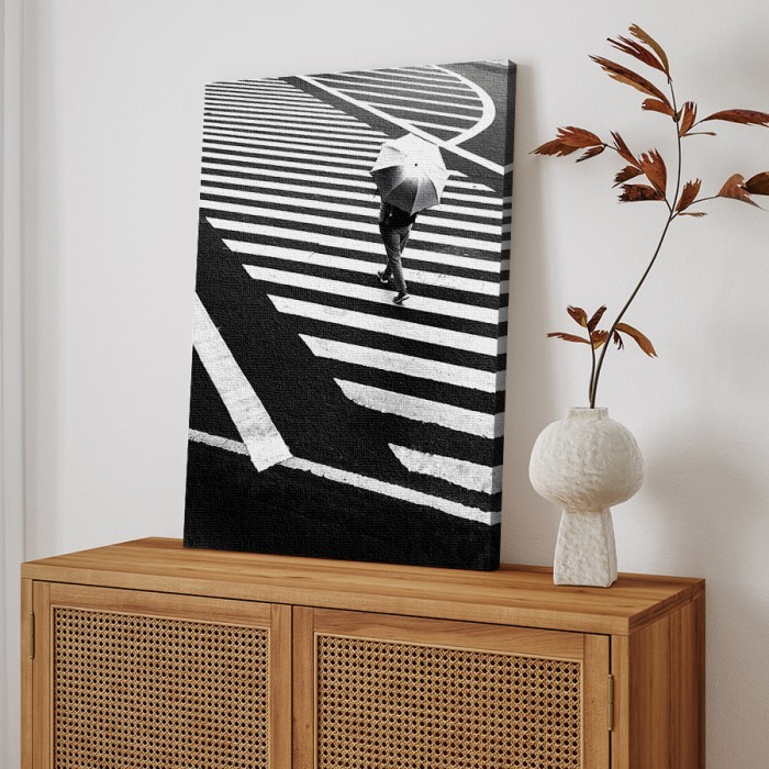 Πίνακας σε καμβά για το δωμάτιο – Άντρας στη διάβαση πεζών