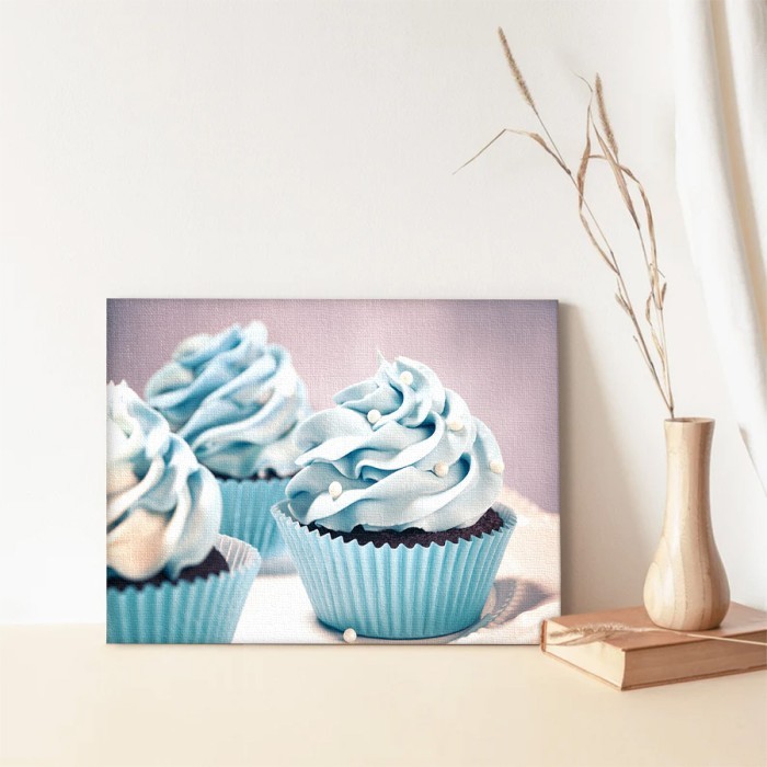 Πίνακας σε καμβά για το σαλόνι με Μπλε Cupcakes