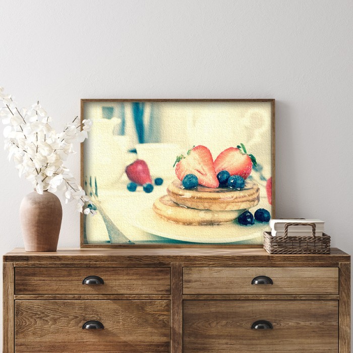 Pancake με φρούτα σε Πίνακα σε καμβά με κορνίζα