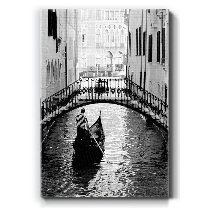 Πίνακας σε καμβά με Γόνδολα σε κανάλι Βενετίας