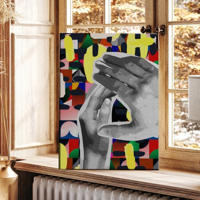 Χέρια με πολύχρωμο φόντο σε Πίνακα σε καμβά για το σαλόνι