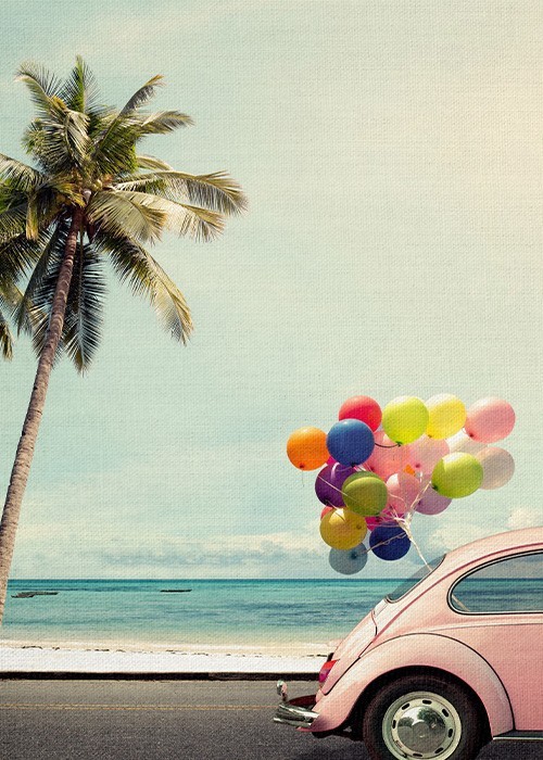 Vintage Πίνακες – Αυτοκίνητο με πολύχρωμα μπαλόνια