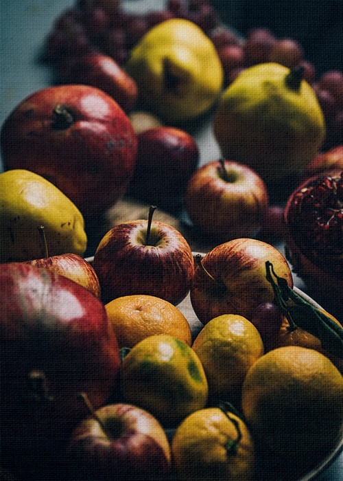 Πίνακας με φρούτα και Φρέσκα φρούτα