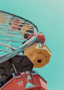 Amusement Park Wheel