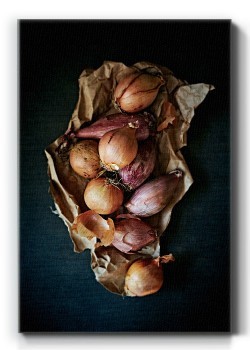 Onions in paperbag