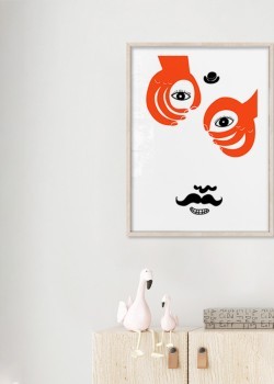 Face and orange hands