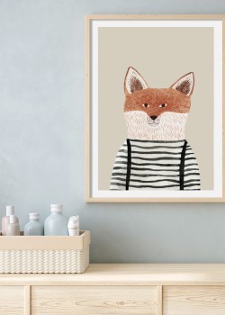 Αλεπού με ριγέ μπλουζάκι