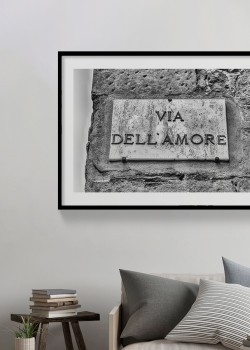 Μαρμάρινη πινακίδα