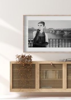 Γυναίκα στο μπαλκόνι