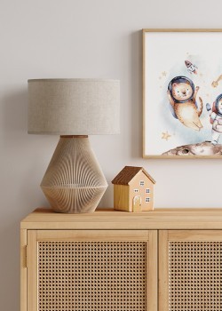 Παιδάκι και γατούλα στο φεγγάρι