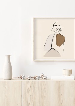 Γυναίκα σε καλλιτεχνική πόζα