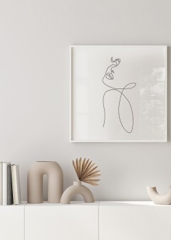 Γυναίκα με βλεφαρίδα