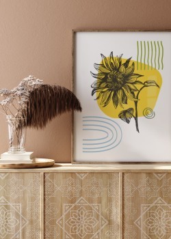 Ηλιοτρόπιο σε κίτρινο φόντο