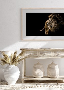 Επιβλητικό λιοντάρι