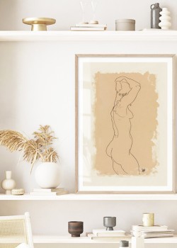 Όρθια Γυμνή Γυναίκα από δεξιά 