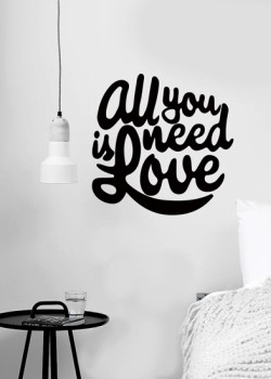 Χρειάζεσαι μόνο αγάπη