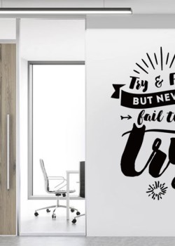 Προσπάθησε 